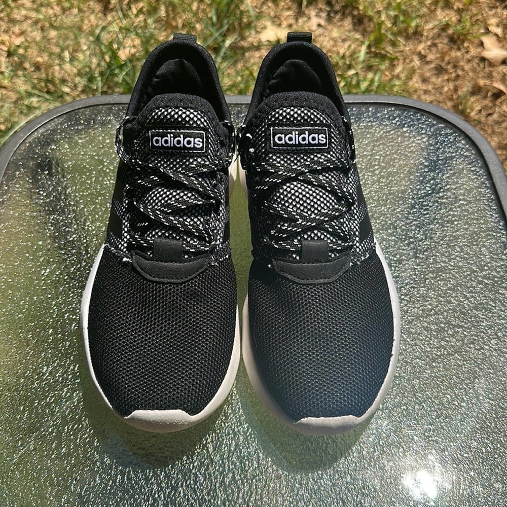 Adidas Lite Racers - Youth 5 - Picture 2 of 9